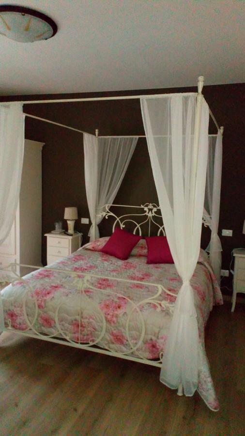 La Rocchetta Bed & Breakfast Valeggio sul Mincio Exterior photo